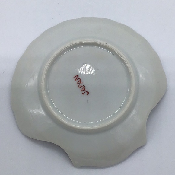 Vintage Porcelain Bathroom Set - Picture 10 of 10